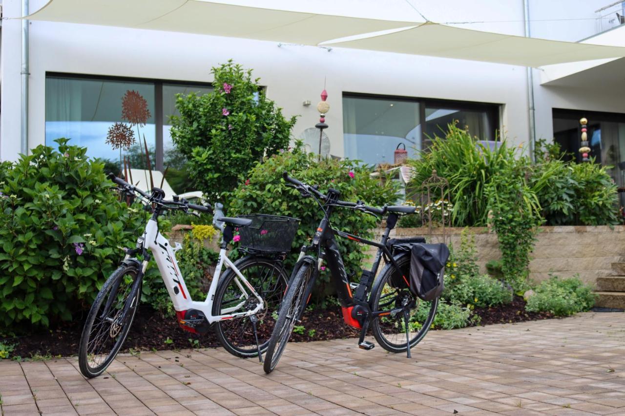 Moderne Ferienwohnung Naehe Bad Griesbach, Haarbach Luaran gambar