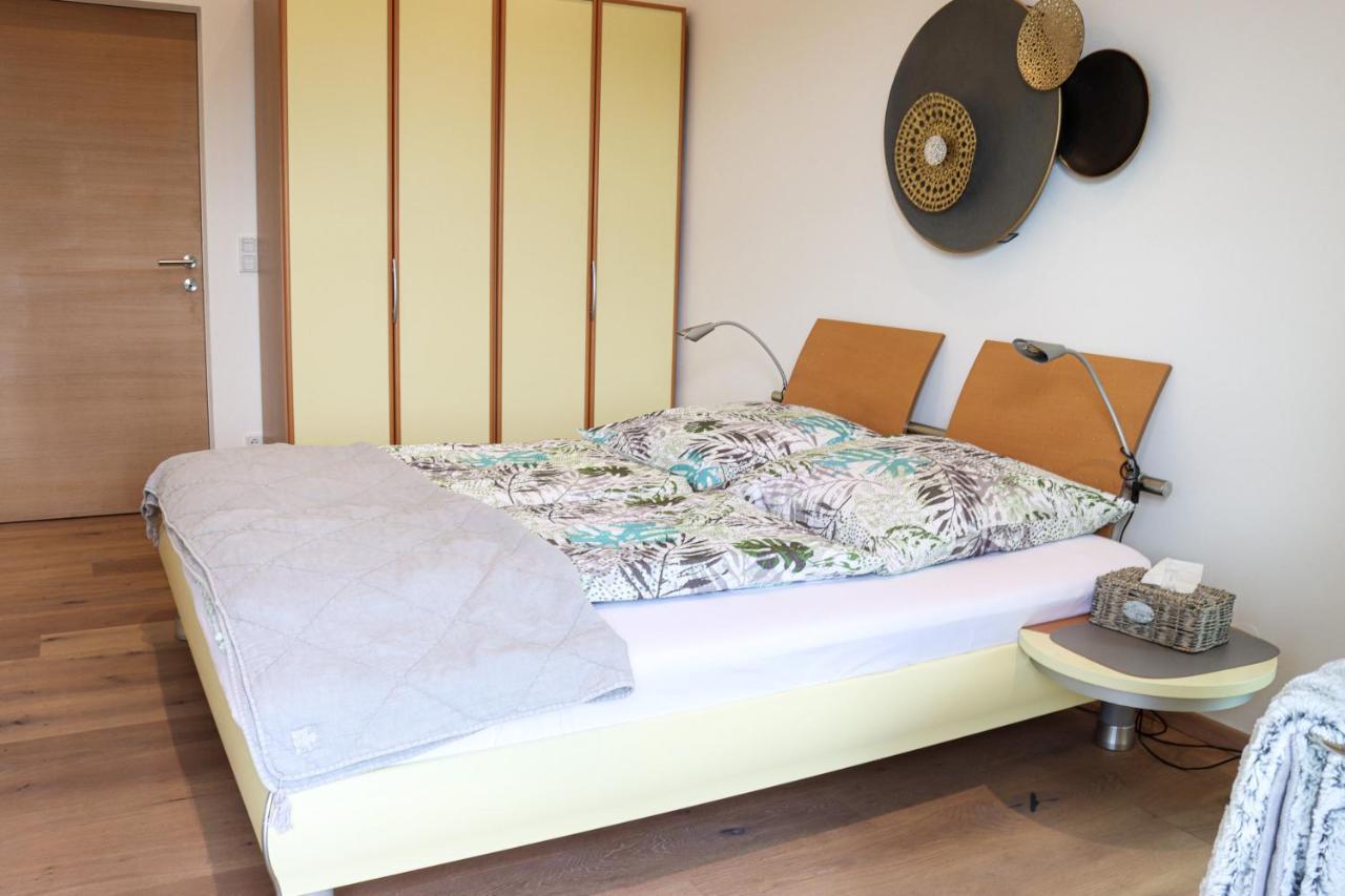 Moderne Ferienwohnung Naehe Bad Griesbach, Haarbach Luaran gambar